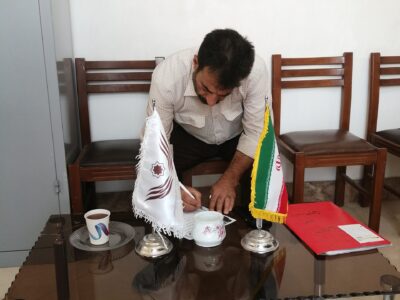 کمک یکصد و چهل میلیون ریال خیر اراکی